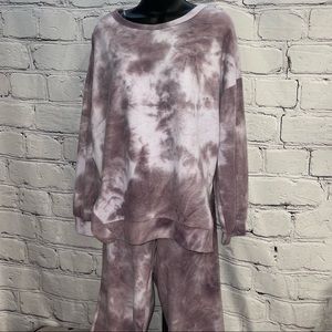Honey Me sweatsuit womens large